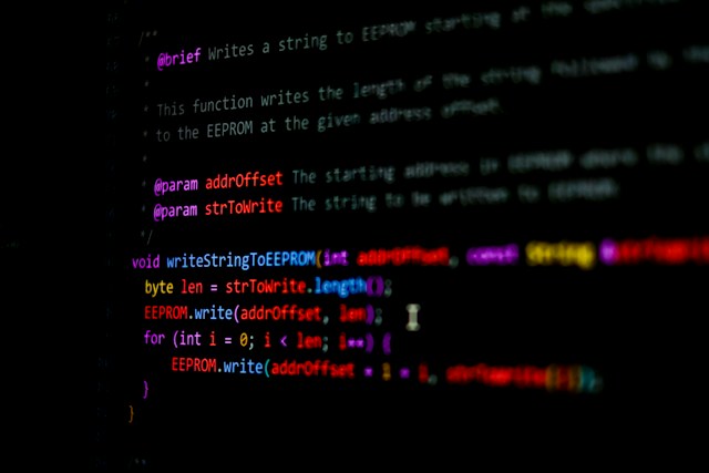 From Syntax to System Binary: How Compilers Transform Source Code into Executable Files (.exe, .apk, .dmg)